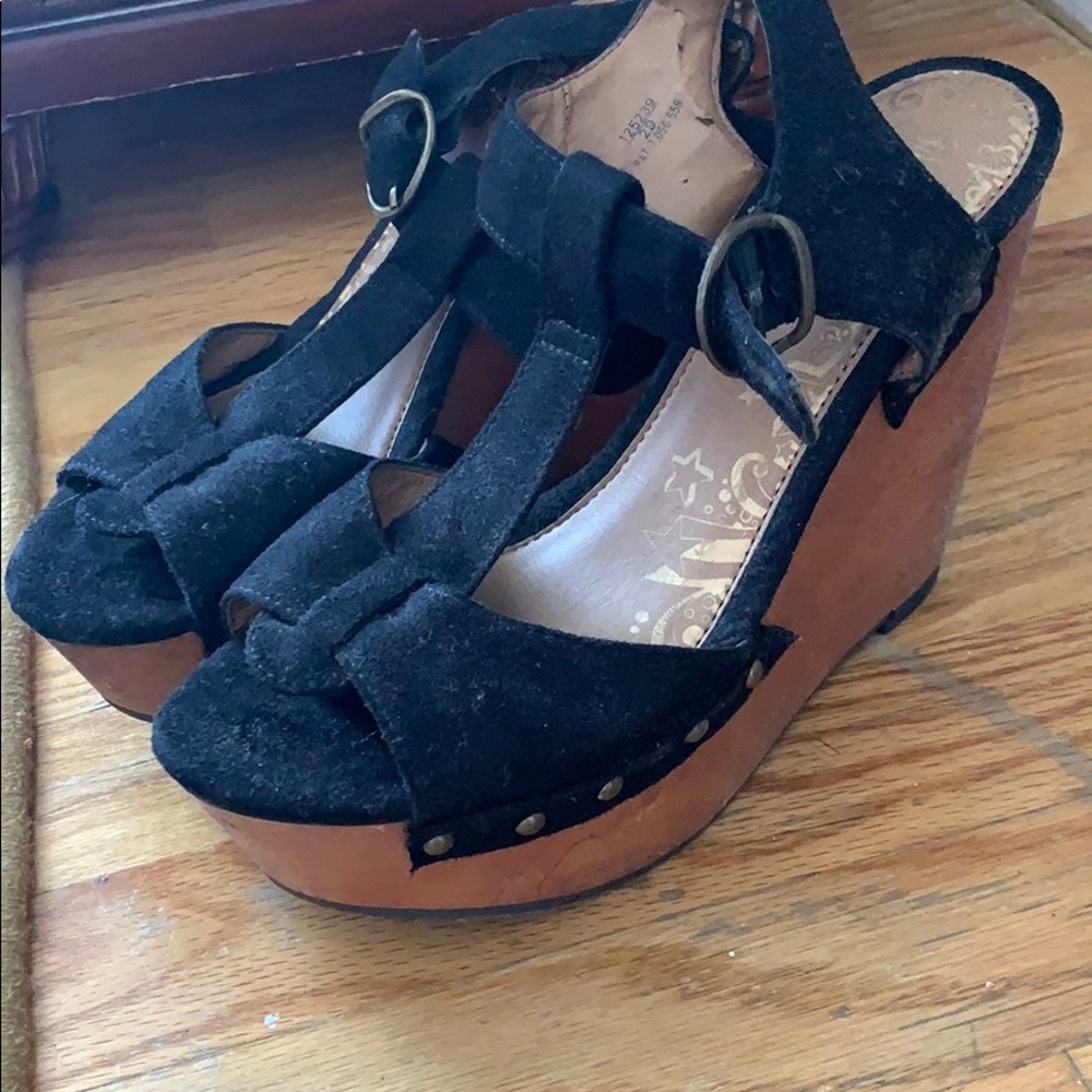 Shoes